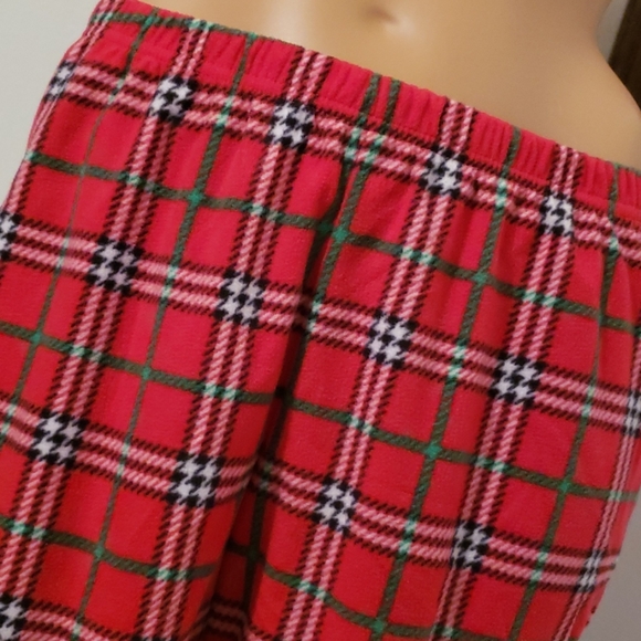 SLEEP WEAR SIZE SMALL - Picture 3 of 13